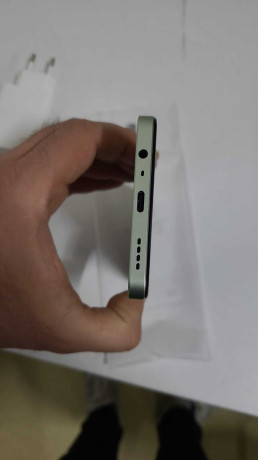 REALME C63 256GB 8GB RAM YESIL CEP TELEFON(OUTLET)